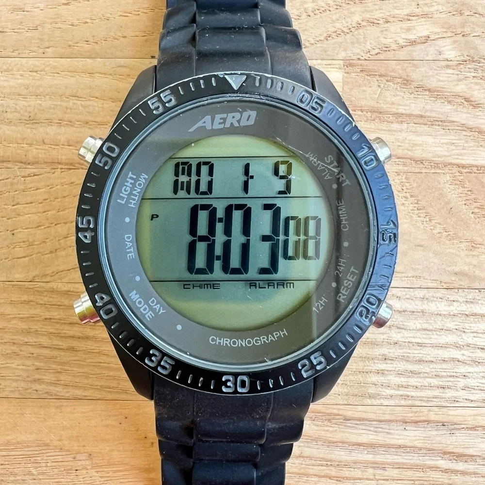 Aero men’s black digital sports watch NEW BATTERY